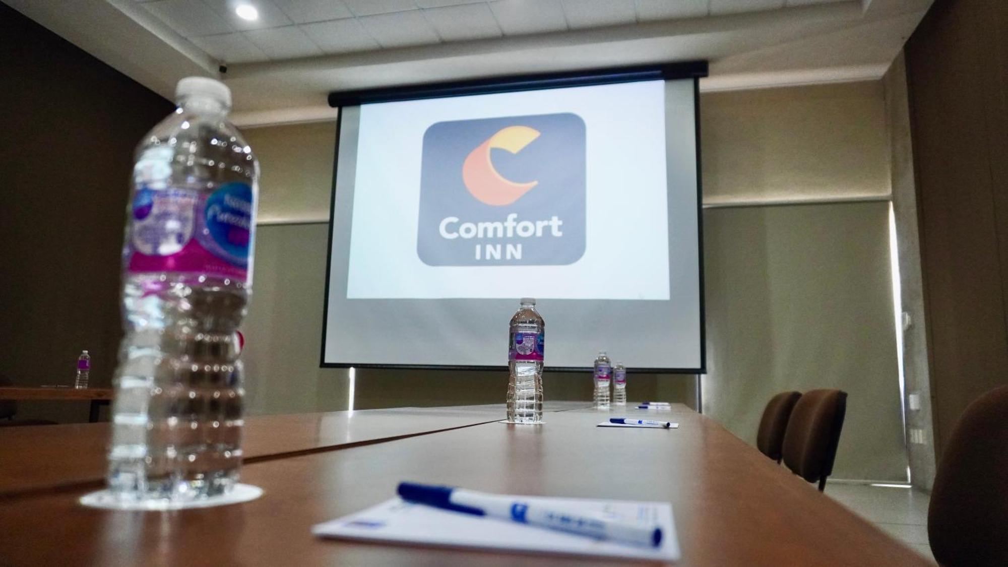 Comfort Inn Córdoba Esterno foto